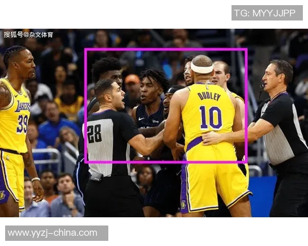 赵伟独家分享网球心得与技巧助你提升球技的全方位指南 赵伟独家分享网球心得与技巧助你提升球技的全方位指南