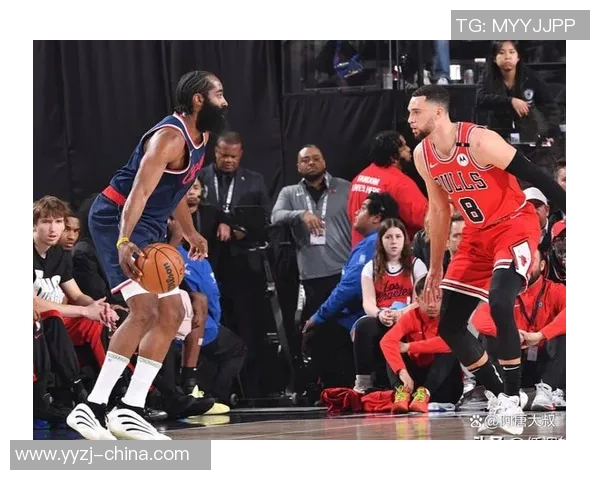 墨尔本联队迎战快船球队精彩对决引发球迷热议 墨尔本联队迎战快船球队精彩对决引发球迷热议