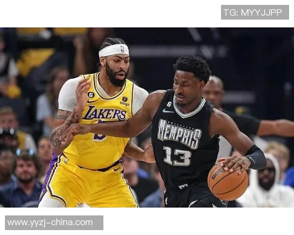 尤文图斯与维罗纳激战正酣比分揭晓引发球迷热议 尤文图斯与维罗纳激战正酣比分揭晓引发球迷热议