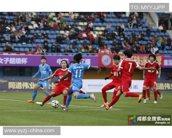 大连权健女足迎战上海球队全力争胜展现女足风采 大连权健女足迎战上海球队全力争胜展现女足风采