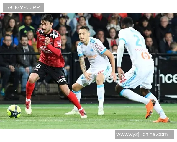 波多尔与甘冈激战在即谁能在法乙赛场中笑到最后 波多尔与甘冈激战在即谁能在法乙赛场中笑到最后