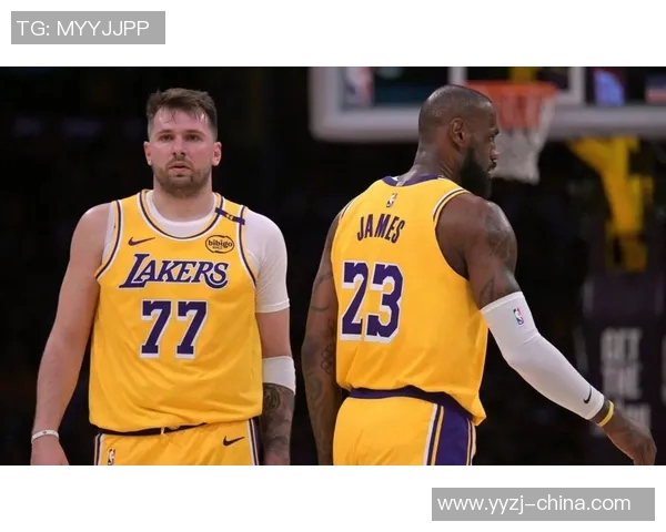 詹姆斯再现传奇表现湖人加时战胜勇士成功晋级季后赛